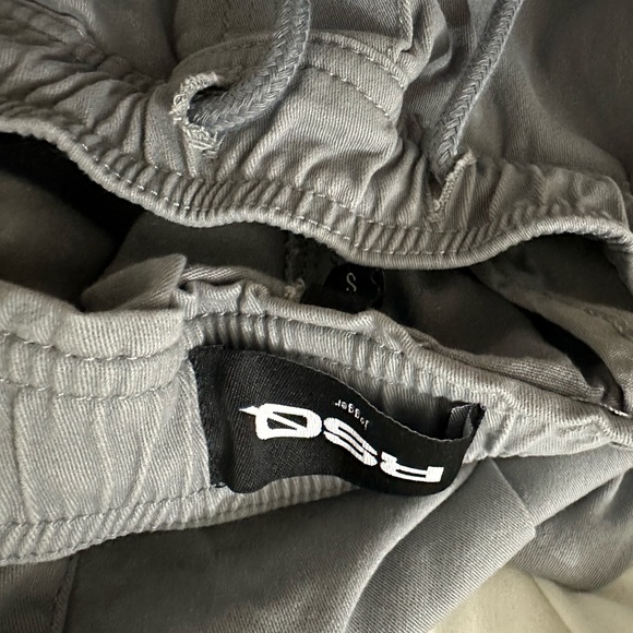 Men’s RSW joggers - Picture 3 of 3